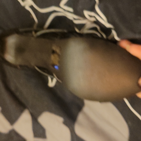 Heels - Picture 3 of 8